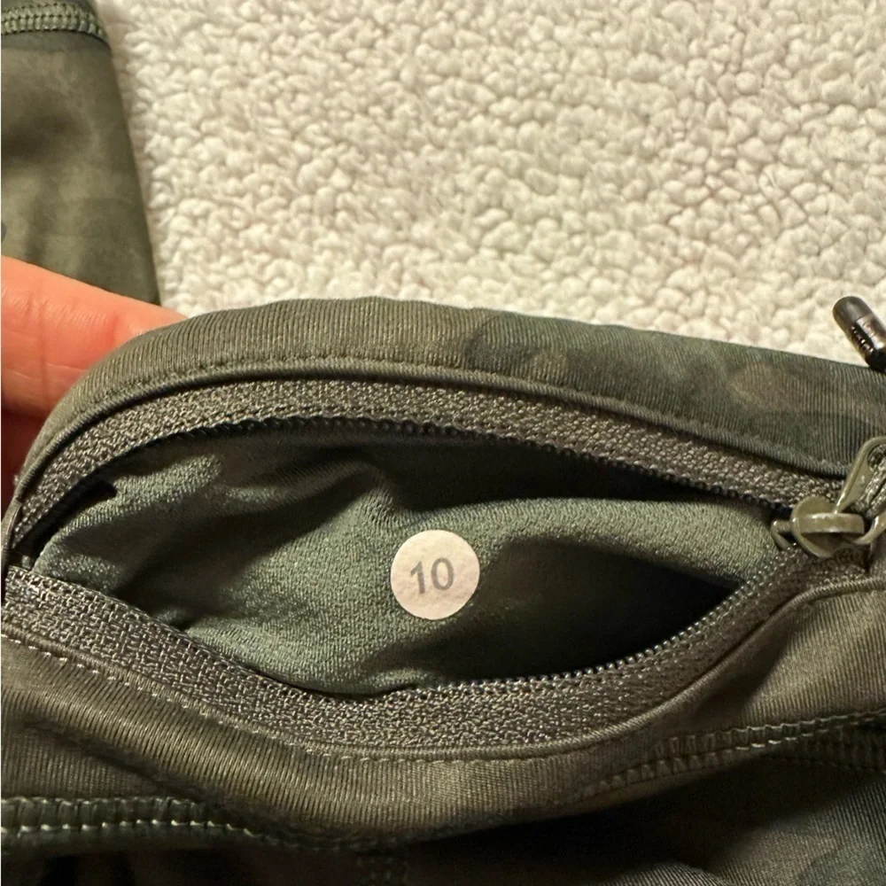Lululemon Run Inspire Crop Leggings Luxtreme Savasana Camo Fatigue Green